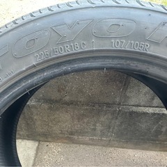 【最終値下げ‼️】トーヨー TOYOタイヤ4本セット225/50R/18 傷あり、ハイエースから外したもの
