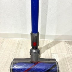 ダイソンコードレス掃除機　V８プラス