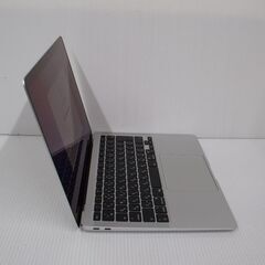 Apple MacBook Air Retinaディスプレイ 13.3 MGN93J/A シルバー Apple 