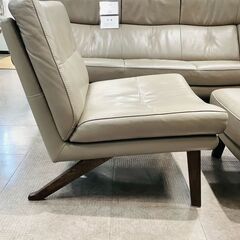 軽トラック貸し出し無料！】karimoku 1人掛けソファーです！