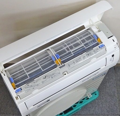 【お取引中】(38)DAIKIN【S25XTCXS】ダイキン ストリーマ空気清浄 風ないス フィルター自動掃除 ルームエアコン おもに8畳用 2020年製 取付販売