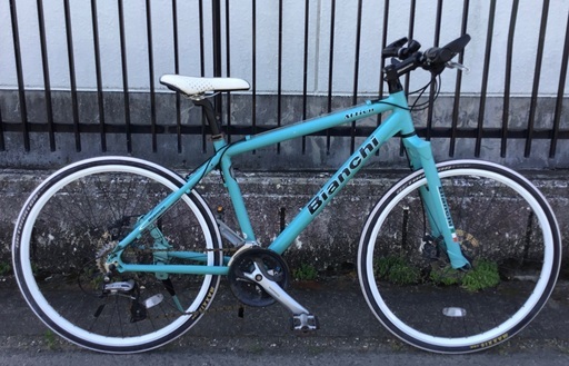 ＜美品車＞ビアンキATTIVO・MTB シマノ3×8段変速・軽量アルミ・ディスクブレーキ・チェレステ