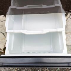 早い者勝ち！2019年製★ハイセンス★Hisense★3ドア冷凍冷蔵庫★HR-G2801-BR★️282L★右開きタイプカラー★ダークブラウン★ガラストップ