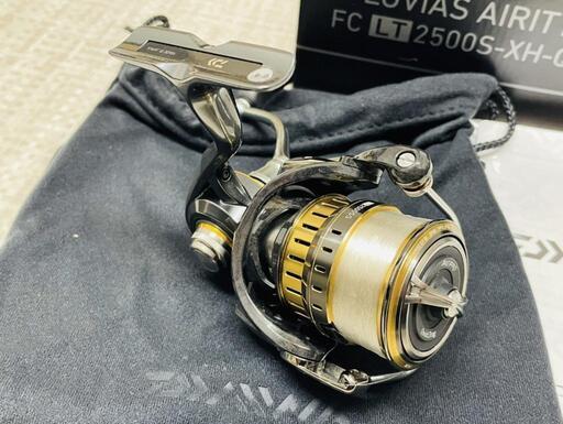 【販売】 Daiwa　21 LUVIAS AIRITY FC LT 2500S-XH-QD　カスタム品　田川市/おたからの翔