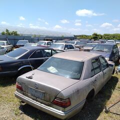 オールド-ベンツ-リビルト-リサイクル-部品取り車体販売