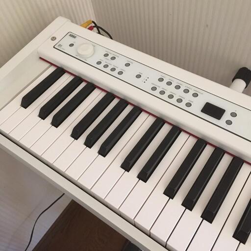 【ほぼ新品】KORG D1 WH 電子ピアノ　88鍵盤