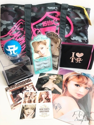 【中古品】浜崎あゆみ ツアー グッズ 記念品 激レア サイン入りボール