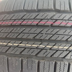 ランクル70 新車外しタイヤ265 70R 16 ダンロップランドクルーザー70