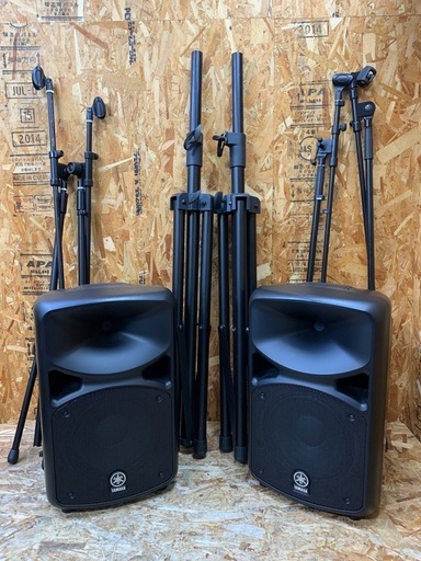 a(6577) ☆直接お引き取り限定☆ YAMAHA ポータブルPAシステム STAGEPAS 600BT Bluetooth対応 スピーカースタンド2本 マイクスタンド4本