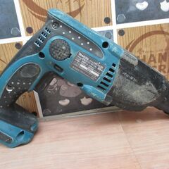 マキタ makita HR162DRFX ハンマドリル 中古品 バッテリ14.4V 3.0Ah二個/充電器/ハンドル付き 【ハンズクラフト宜野湾店】 マキタ makita HR162DRFX ハンマドリル 中古品 バッテリ14.4V 3.0Ah二