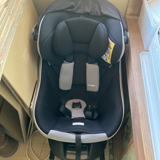 【確認中】コンビ　チャイルドシート　クルムーヴスマート　ISOFIX