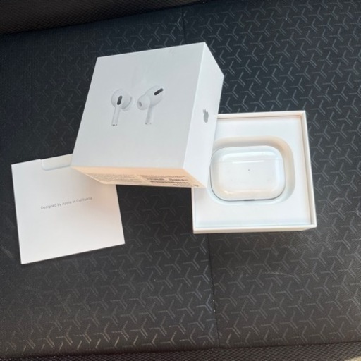 AirPods Pro 無線充電可能　ワイヤレスチャージ　正規品　エアポッズ Apple