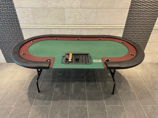 ポーカーテーブル