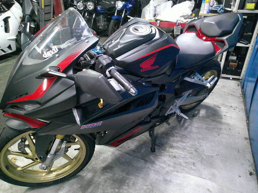 HONDA CBR250RR-2 黒/赤  自賠責保険加入で乗れます 半額配送キャンペーン 現状渡し諸経費￥0- 横浜 P-Yard