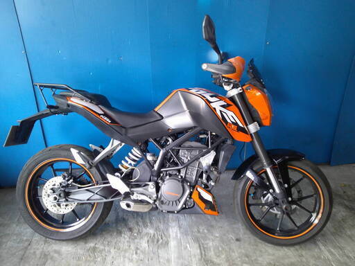KTM 125デューク 黒/オレ  自賠責保険加入で乗れます 半額配送キャンペーン 現状渡し諸経費￥0- 横浜 P-Yard KTM 125デューク 黒/オレ 自賠責保険加入で乗れます 半額配送