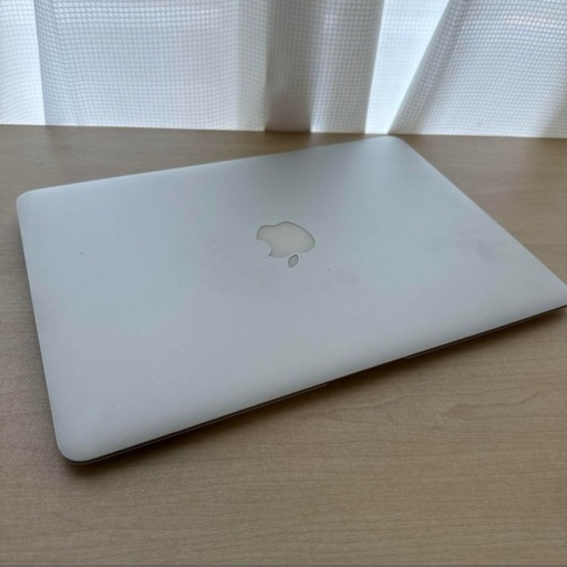 ノートパソコン MacBookAir 2017