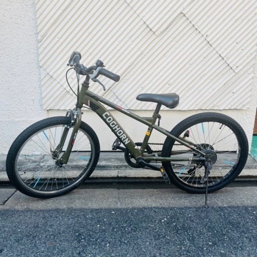 《売約済》【武蔵小山店】 マウンテンバイク　自転車　チャリ　クルーザー　キッズ　子供　子ども　22インチ　COGHORN コグホーン　スポーツ　ギア　変速　付き　カーキ　黒系