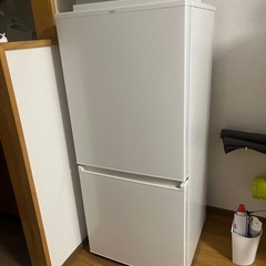8/18までの受付！アクア 168L 2ドア冷蔵庫(ミルク)(右開き) AQUA AQR-17N-W 中古美品