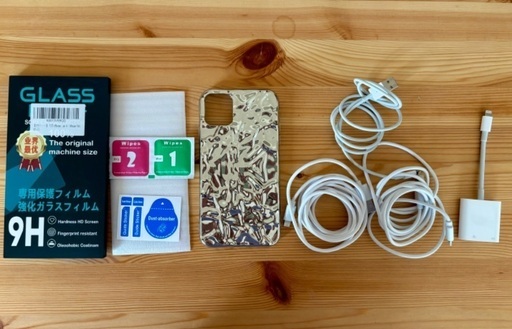 iPhone11 64GB ホワイト　SIMフリー　カバー&充電コード付き iPhone11 64GB ホワイト SIMフリー カバー&充電コード付き iPhone