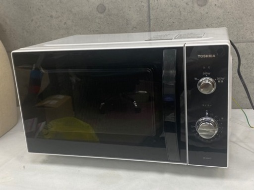 電子レンジ　TOSHIBA 東芝　フラットタイプ　2023年製　ER-WM17（W）
