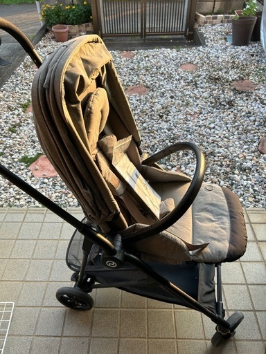 再々値下げしました。定価７万円ほどでした。cybex  MELIO CARBON サイベックス　メリオ　カーボン