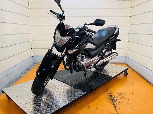 17936 km  ★始動動画あり★  GSR250 GJ55D スズキ　中型