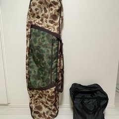 スノボ板と靴とスプレーの3点セット
