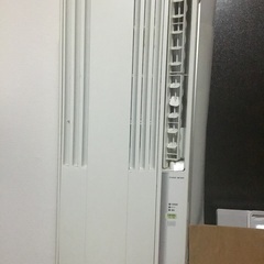 コロナ　窓用エアコン　(2019年製)