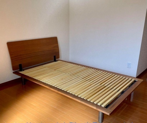 無印良品　すのこベッド　セミダブルベッド