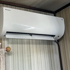 メーカーお任せ新品エアコン2.5kw 主に8畳用 工事込み