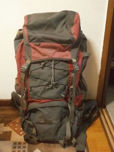 ★登山・旅行●大容量　リュックサック　70+15L　フレーム