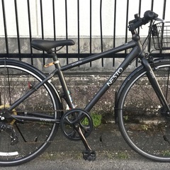 ＜美品車＞ネスト・スコルト 街乗りクロスバイク・シマノ7段変速・濃いグレー ・LEDオートライト