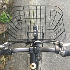 ＜美品車＞ネスト・スコルト 街乗りクロスバイク・シマノ7段変速・濃いグレー ・LEDオートライト