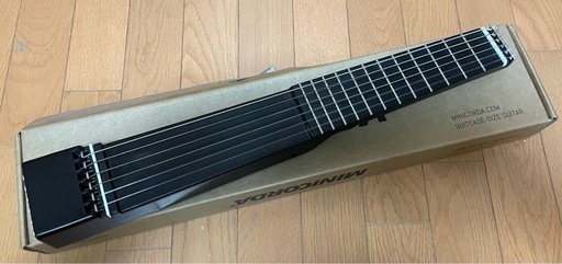 Minicorda スーツケースサイズミニギター