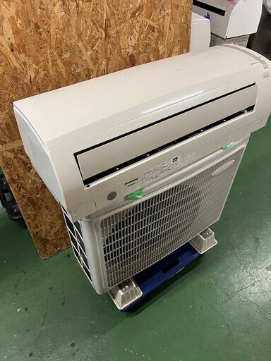 ⭕️ルームエアコン CSH-N2218R　6畳〜8畳用 洗浄済み 美品 取付工事/配達可能