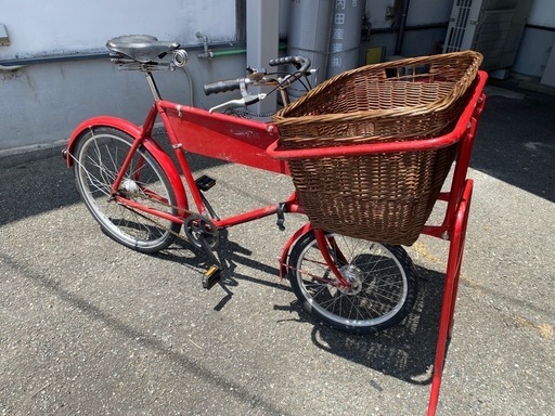デリバイク　看板　自転車　ディスプレイ