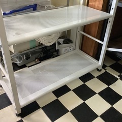 リサイクルサービス八光】幅140.5cm ガラス天板 ホワイトPCデスクセット