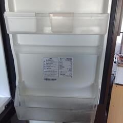 Hisense　３ドア冷凍冷蔵庫