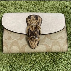 coach クリオウォレット