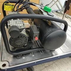 静音型エアーコンプレッサ CP-12Si-V02 MINATO ※2400010419171