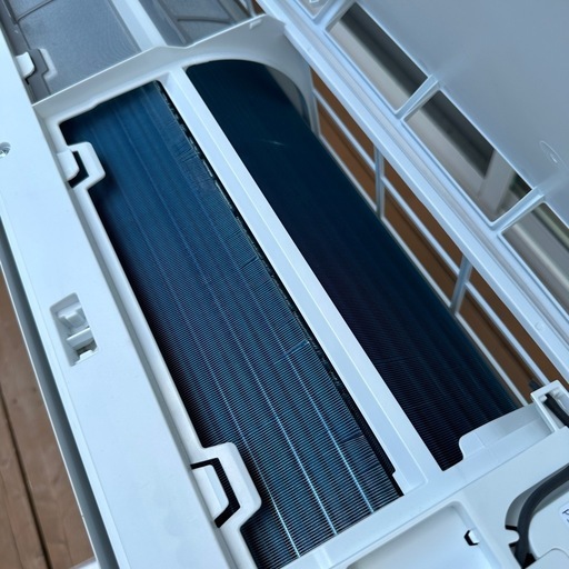 【極美品】2022年製ルームエアコン2.2kW 6〜8畳用 極美品】2022年製ルームエアコン2.2kW 6〜8畳用 【公式通販】