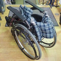 美品！高グレードモデル！車椅子 自走用 介助用 カワムラサイクル WAVIT+ ノーパンクタイヤ チェック柄 ネイビー　西岡店