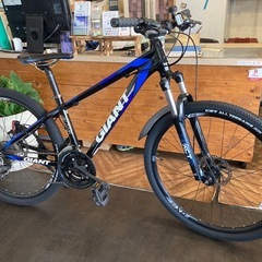 【GIANT ATX前後タイヤ・チューブ新品！ 】アルミフレーム　ディスクブレーキ　3×7速　27.5インチMTB  ブラック×ブルー
