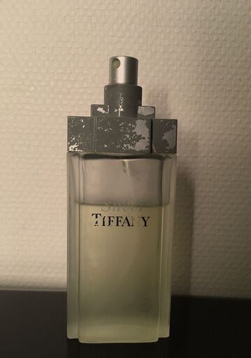 ＜取引中＞★希少！★ ティファニー 香水 Tiffany Sheer eau de parfum 100ml