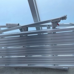 脚部伸縮天板幅広足場台　脚立 立ち馬 