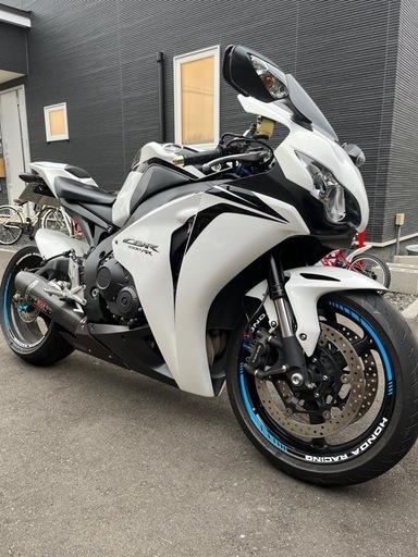 取引終了)CBR1000RR  SC59 車検満タンR8年8月