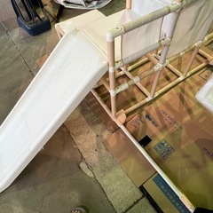 ジャングルジム⭐︎滑り台とブランコつき