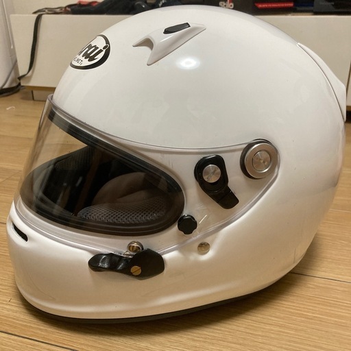 試合使用可\nレーシングカート用アライヘルメット