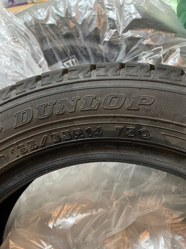 スタットレスタイヤ4本 155/65R14