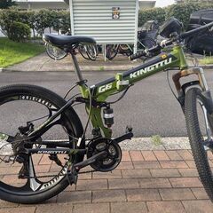 防水携帯ホルダー付き折りたたみマウンテンバイク。